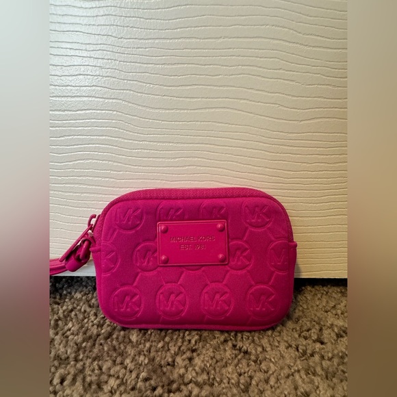 MICHAEL KORS Neoprene Wristlet, Coin/Key Purse - Picture 3 of 6